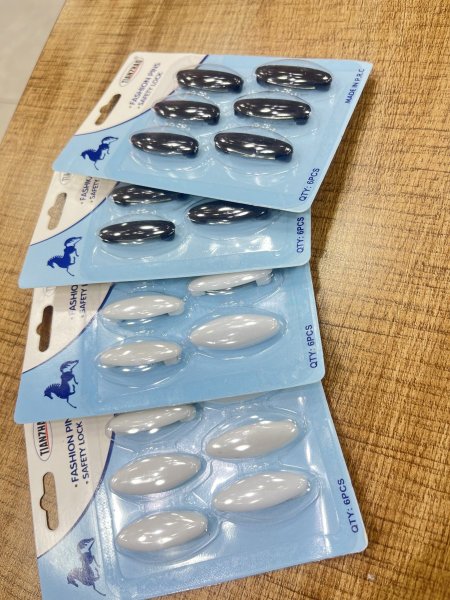 دبابيس مسكرة نوعية مرتبة 6 حبات